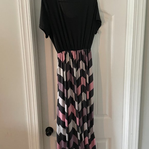 Amazon basics maxi - Picture 3 of 3